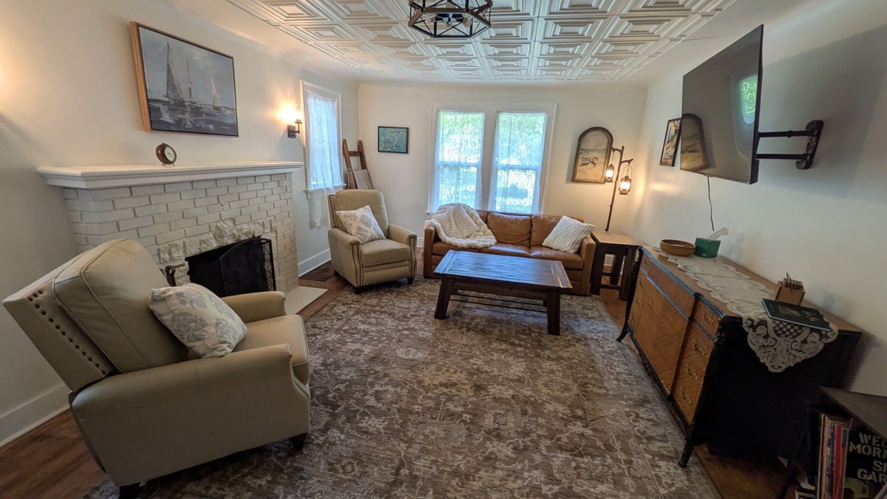 Photo of Livingroom in Niles