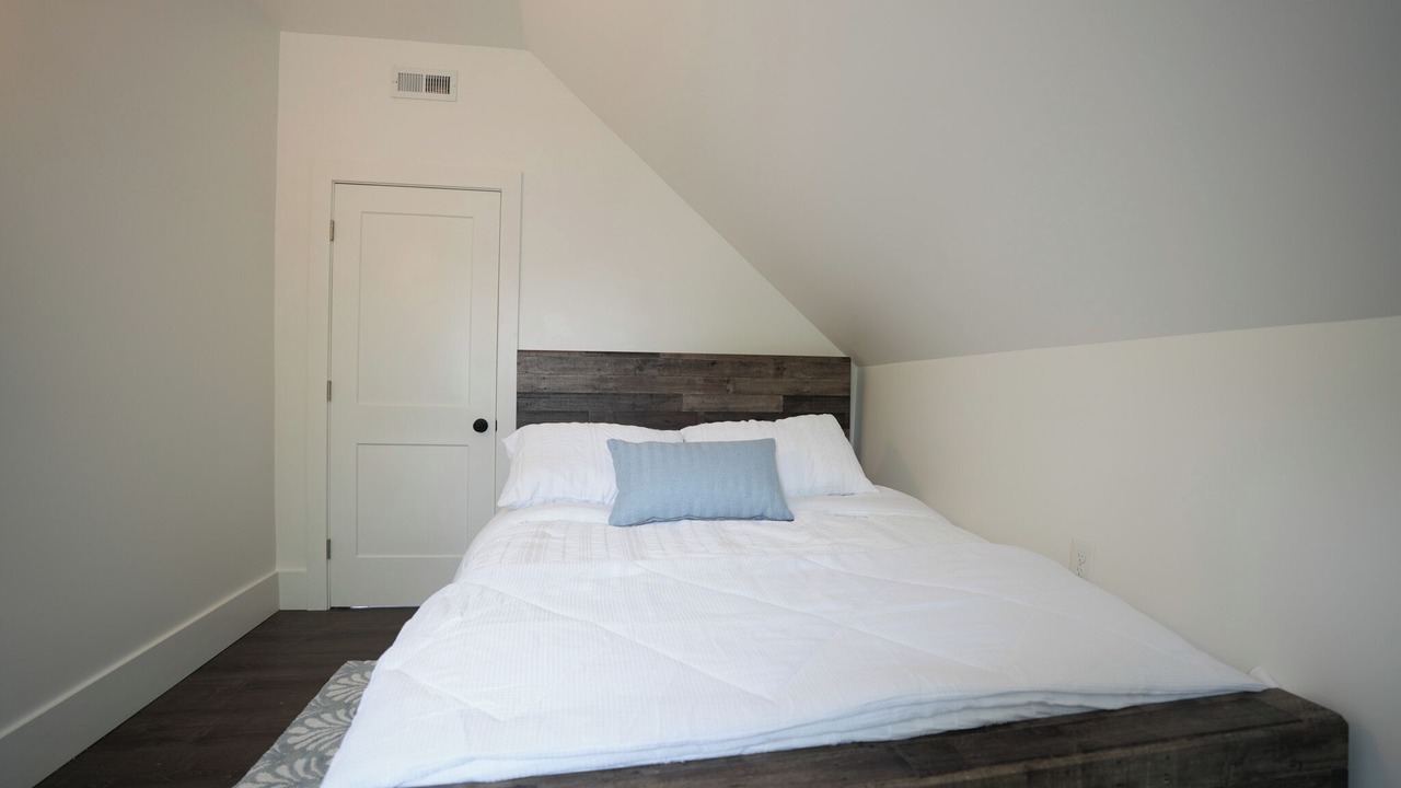 Photo of Bedroom in Michigan City