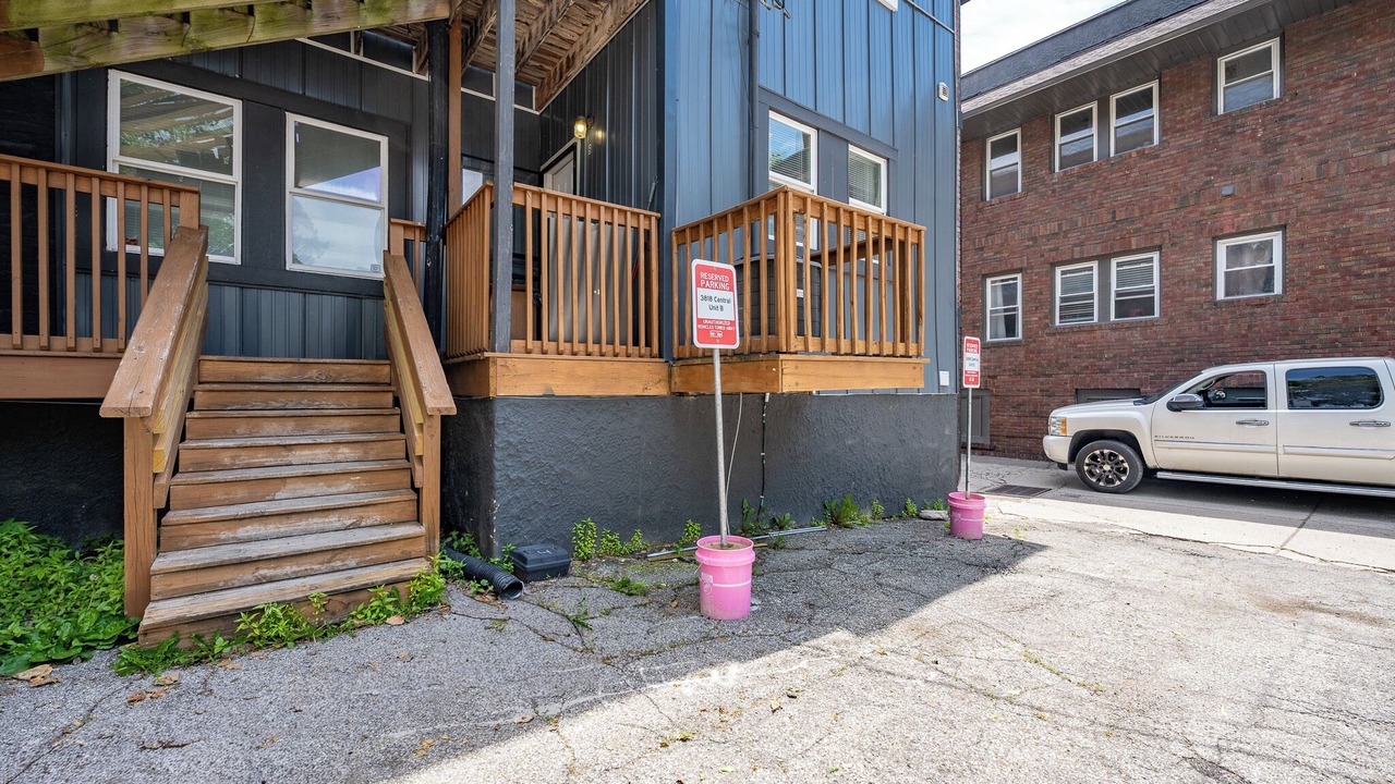 Photo of Outdoor in Meridian-Kessler