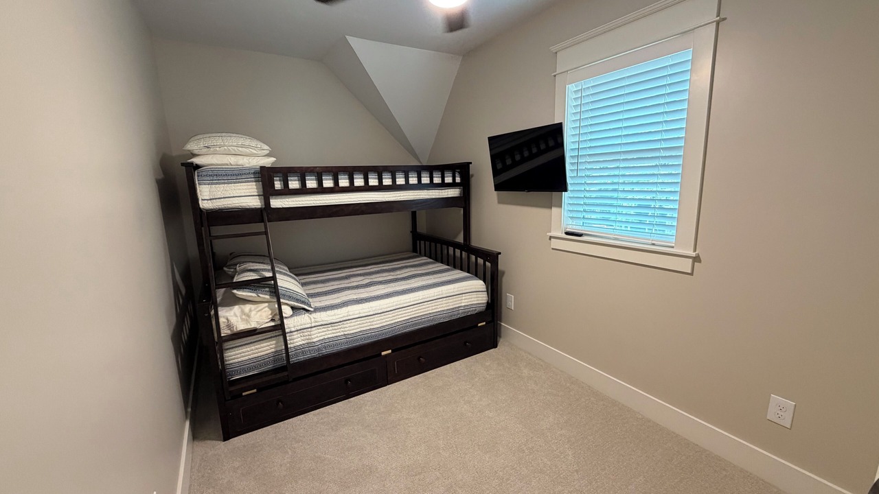 Photo of Bedroom in Montague