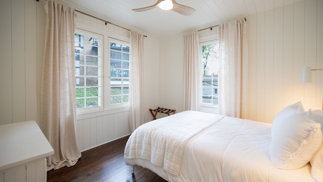 Photo of Bedroom in Macatawa