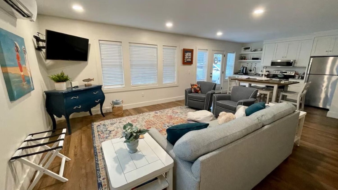 Photo of Livingroom in Winona Lake