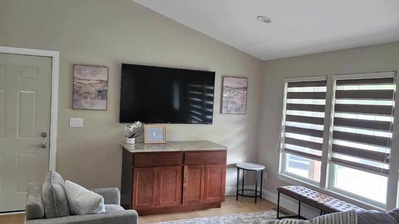 Photo of Livingroom in Burns Harbor