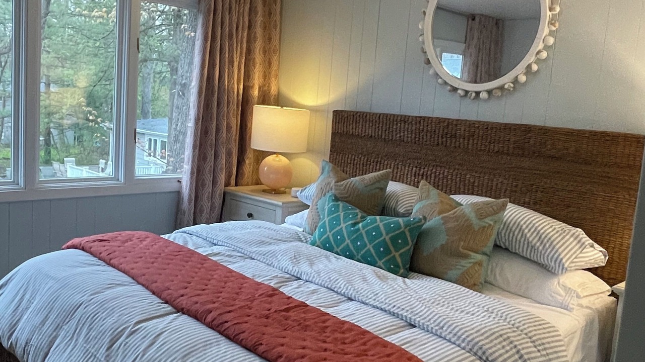 Photo of Bedroom in Grand Beach