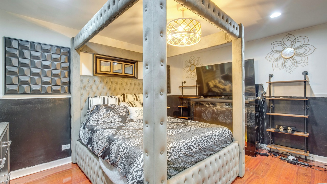 Photo of Bedroom in Forestview