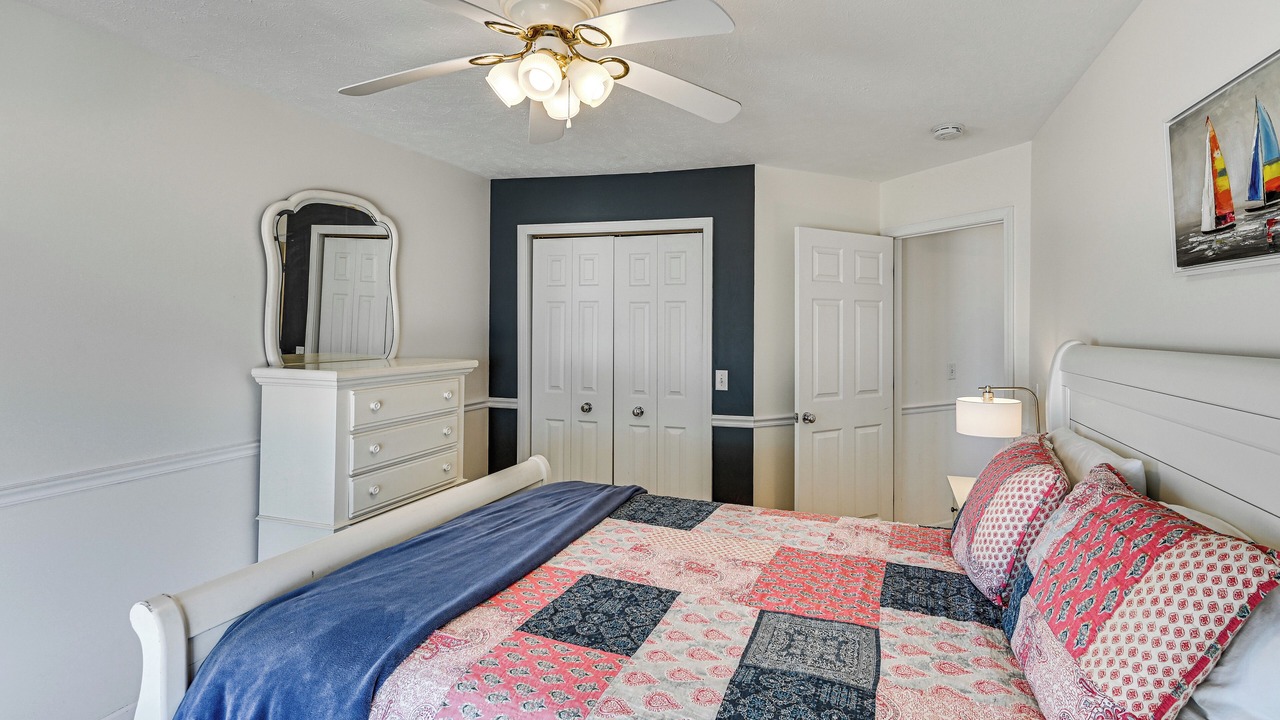 Photo of Bedroom in Macatawa