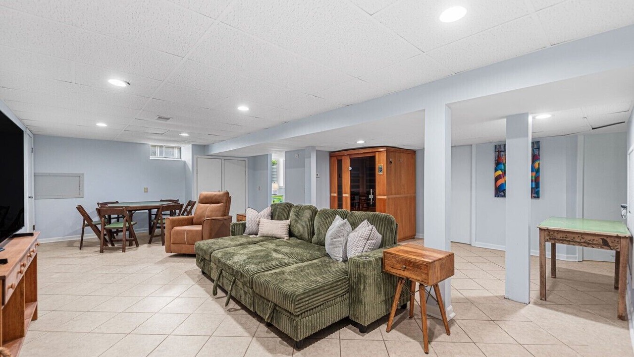 Photo of Bedroom in Lakeside