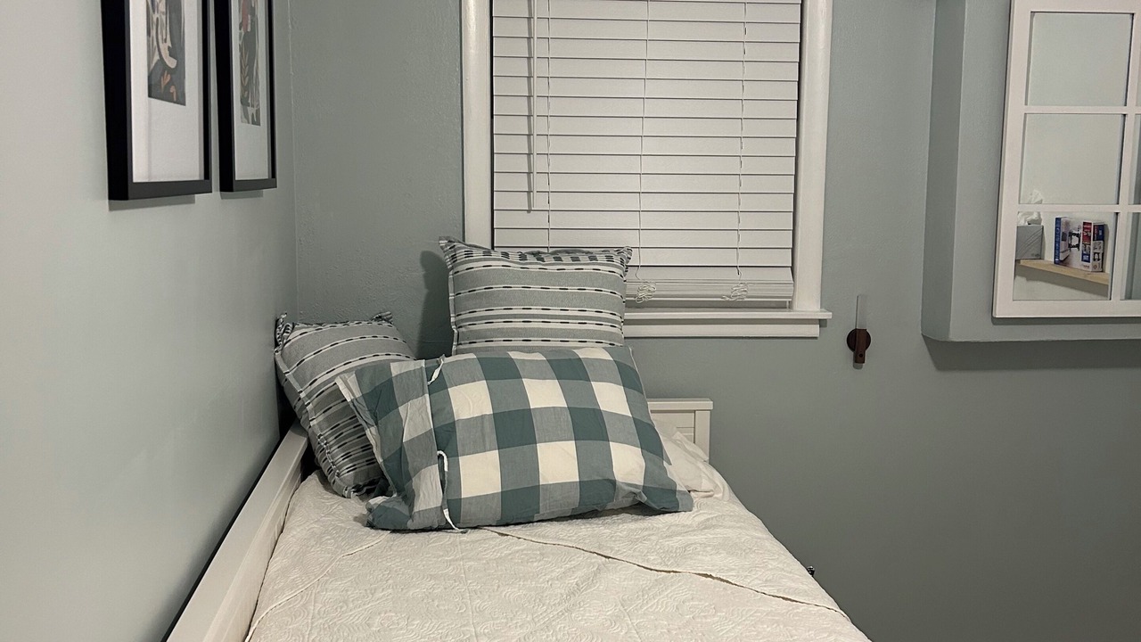 Photo of Bedroom in Paw Paw Lake