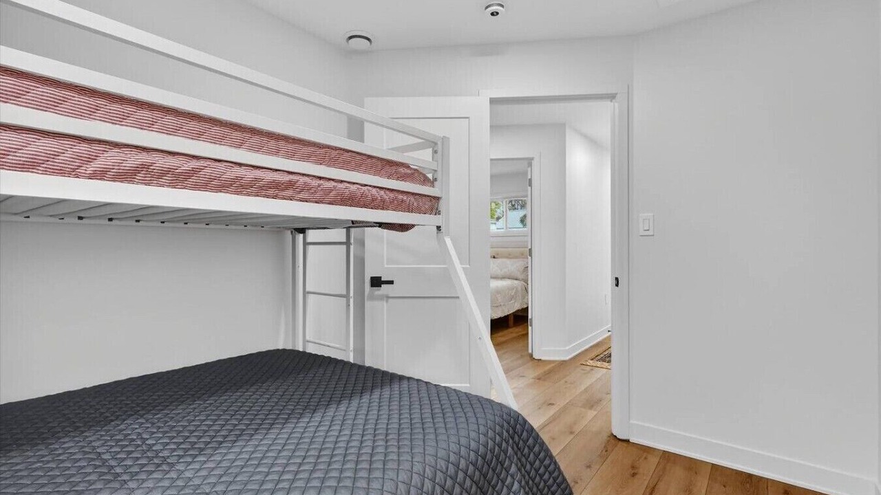 Photo of Bedroom in Smyrna