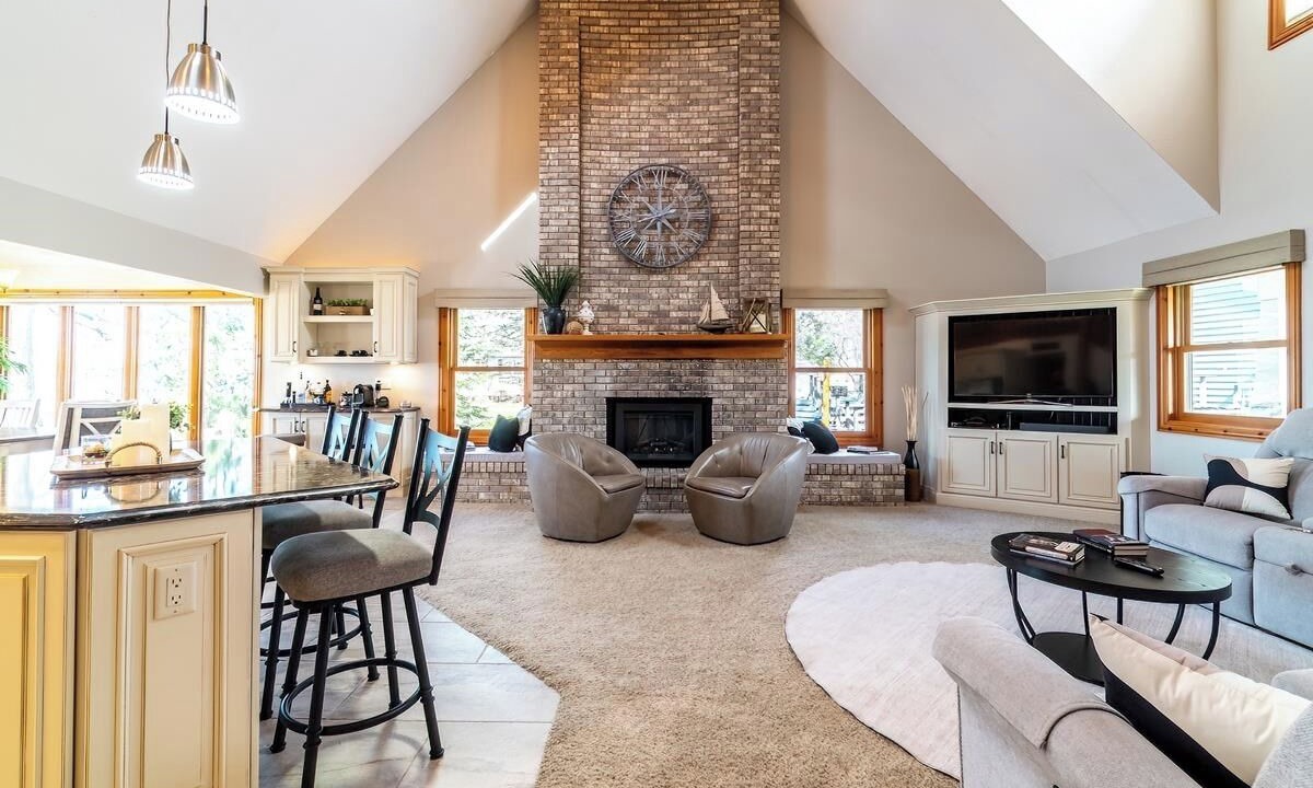 Photo of Livingroom in Fremont