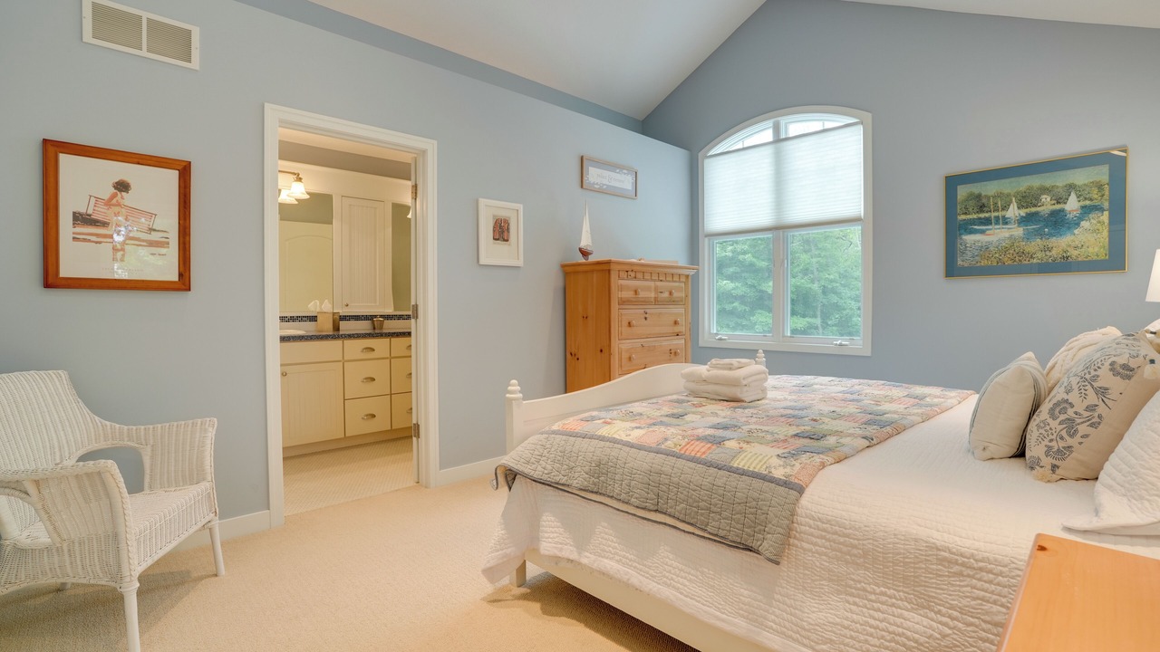 Photo of Bedroom in South Haven