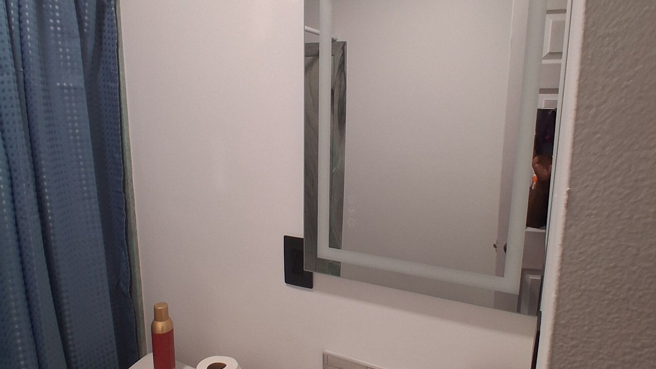 Photo of Bathroom in Flint