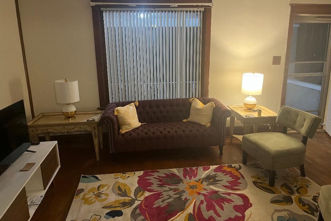 Photo of Livingroom in Whiting