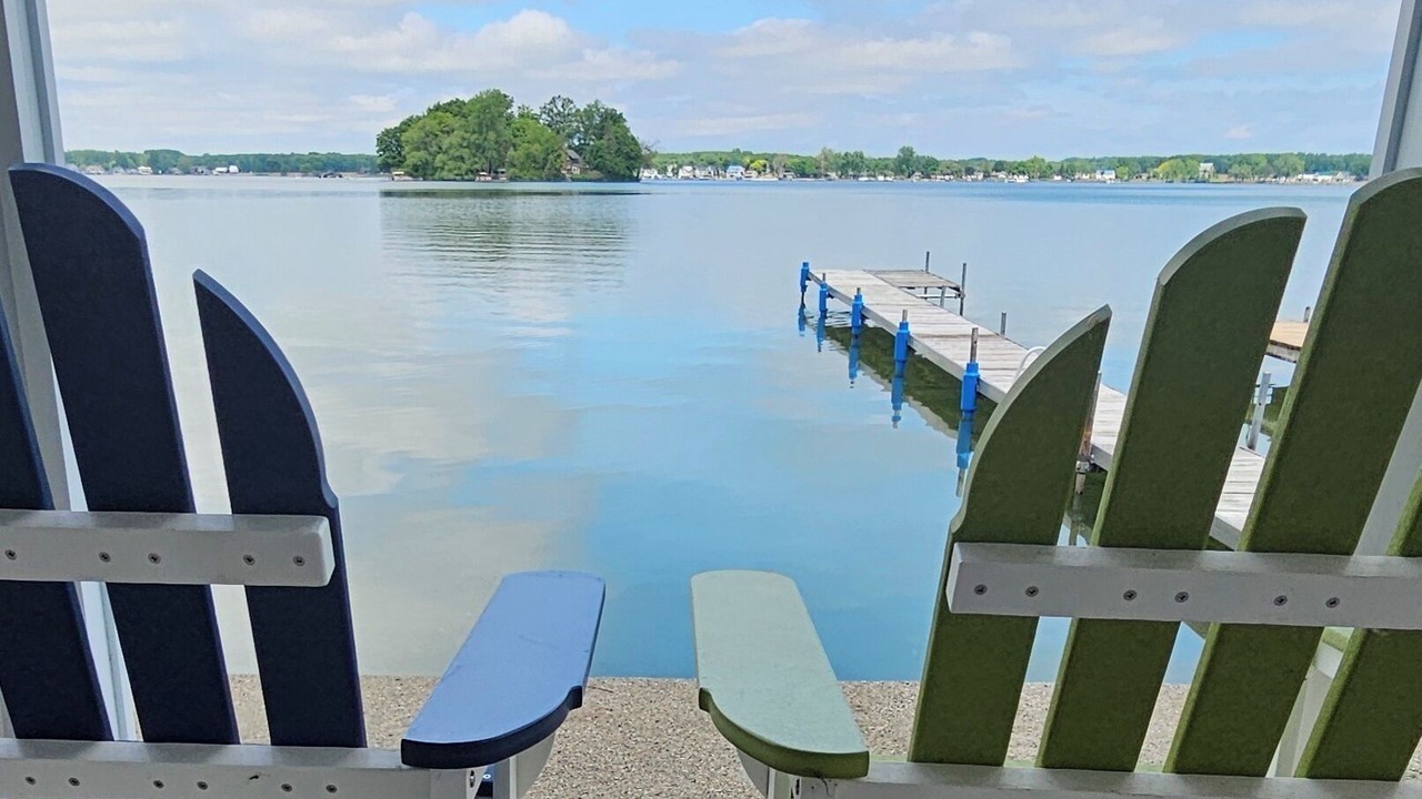 Photo of Outdoor in Crystal
