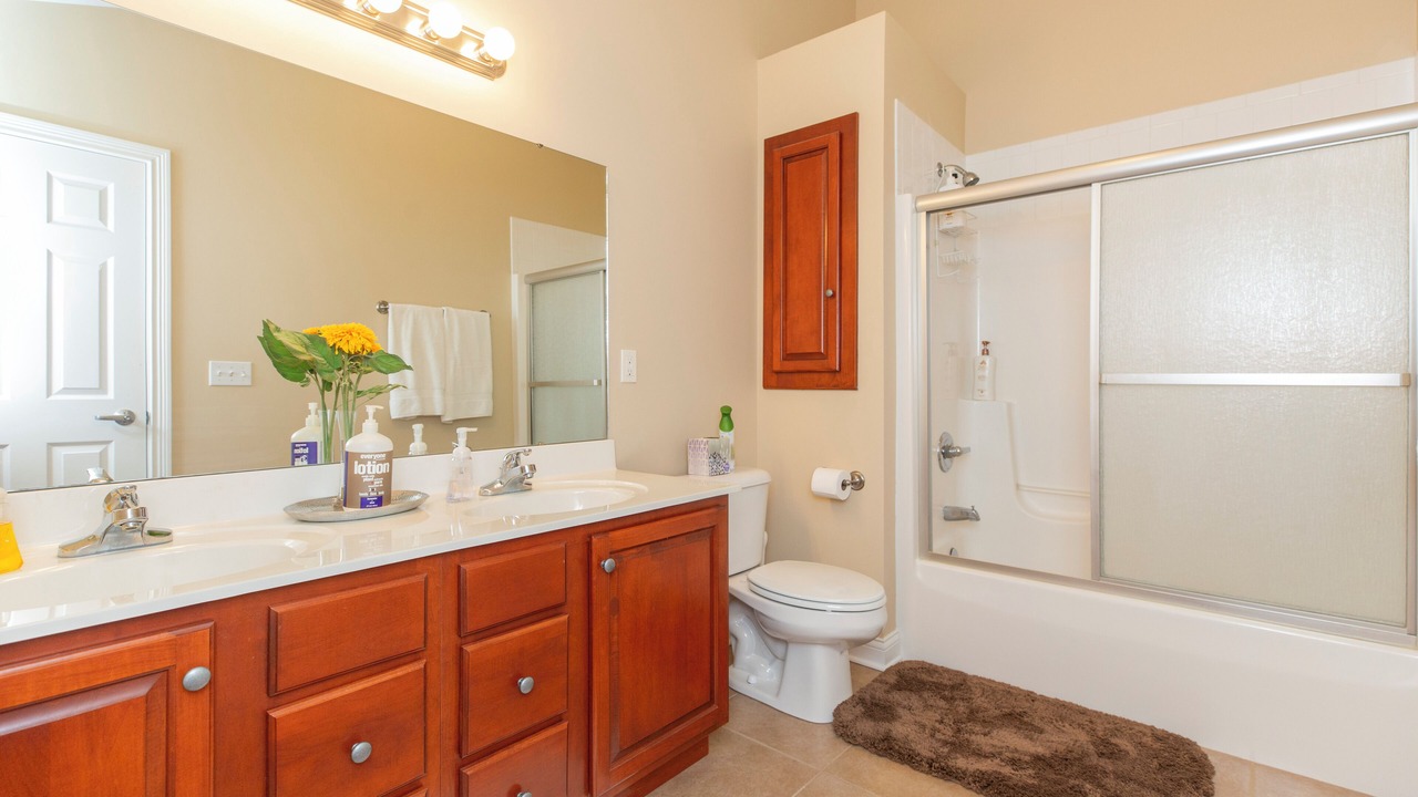 Photo of Bathroom in Roseland