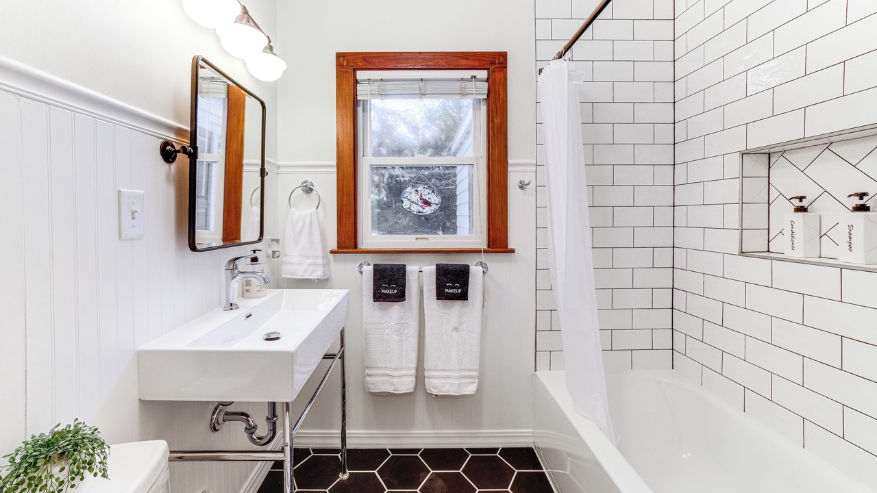Photo of Bathroom in Crown Point
