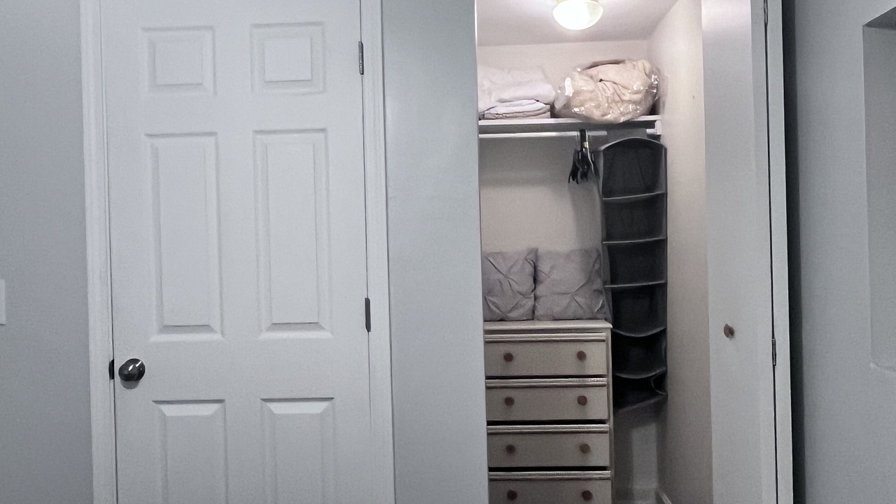Photo of Bedroom in Sister Lakes