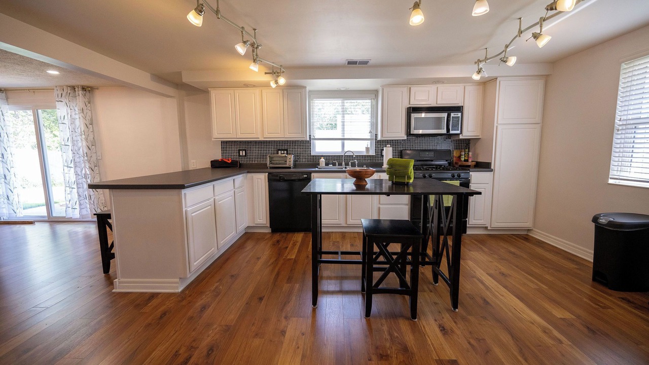 Photo of Kitchen in Near Northwest
