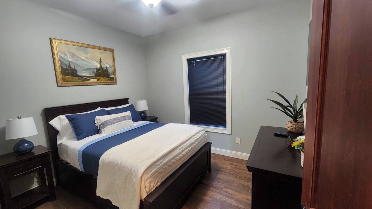 Photo of Bedroom in Niles