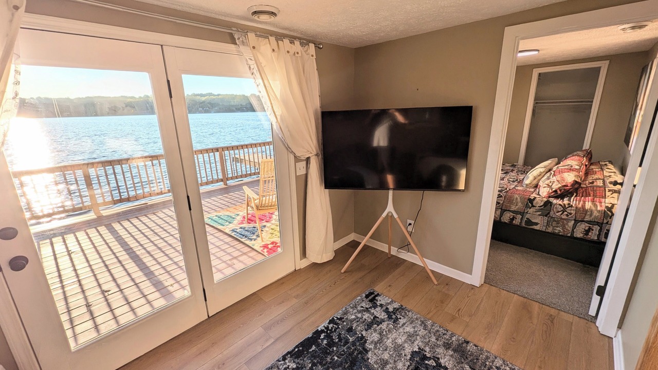 Photo of Bedroom in Cloverdale