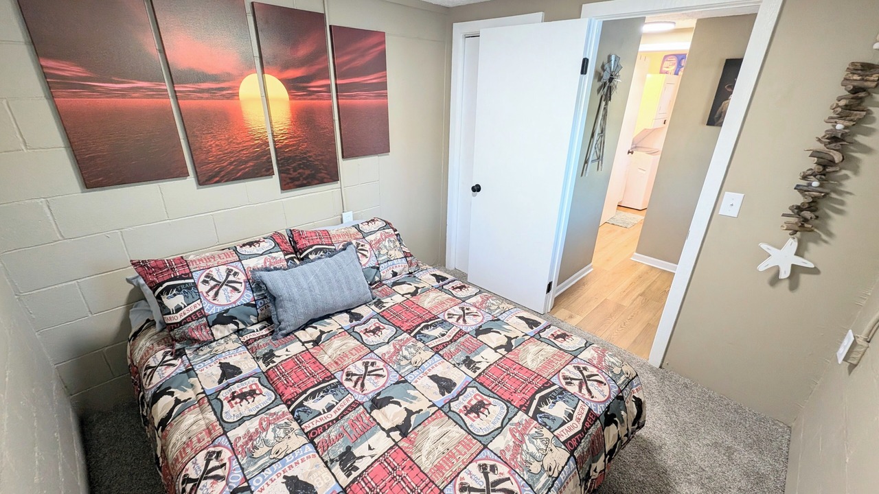 Photo of Bedroom in Cloverdale