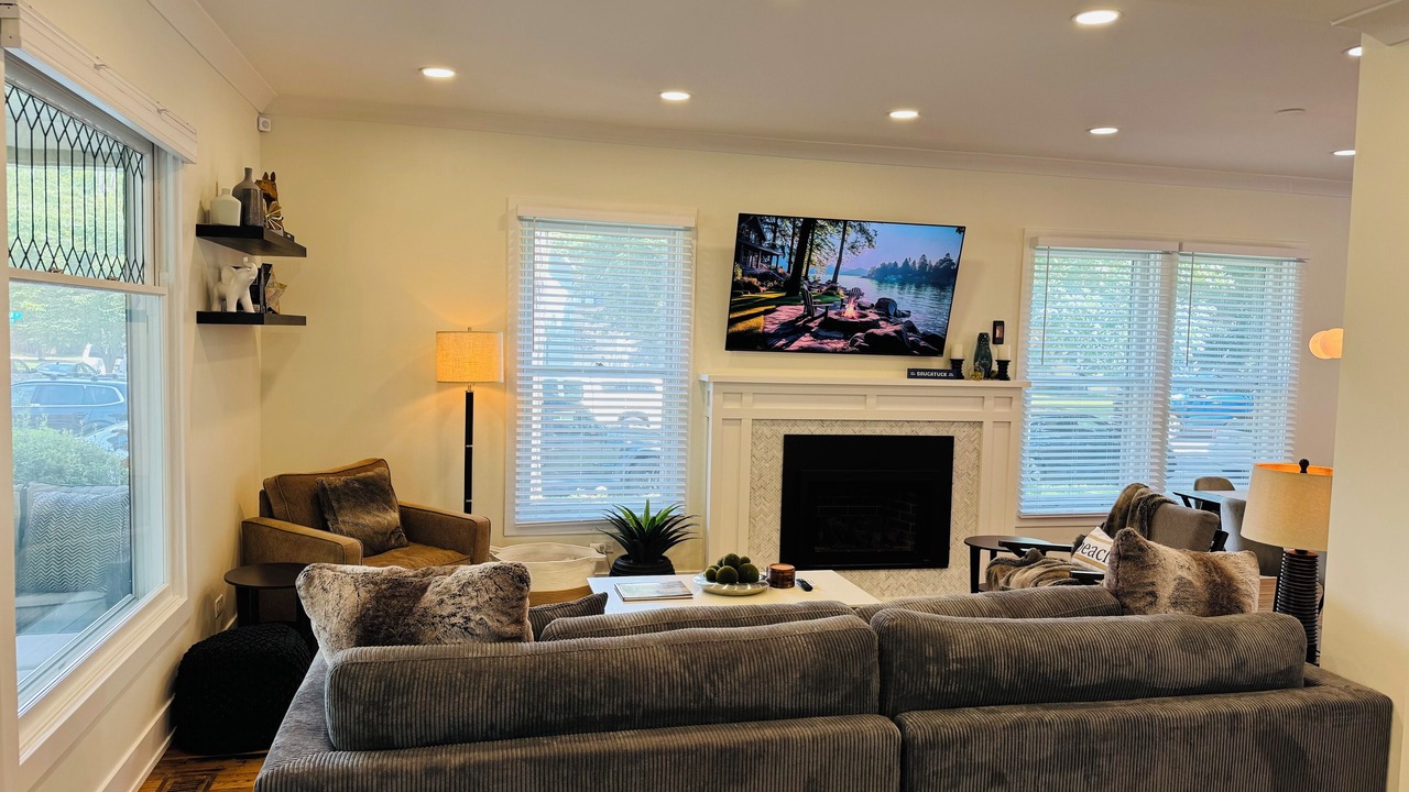 Photo of Livingroom in Saugatuck