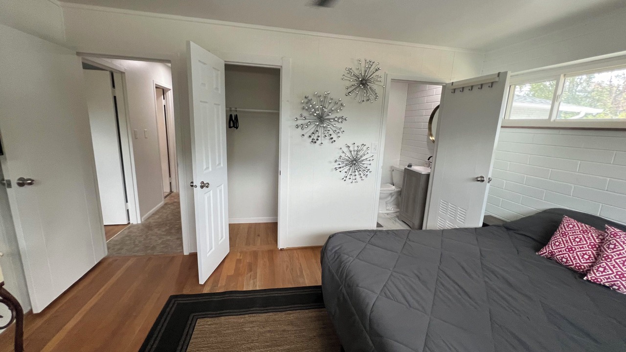 Photo of Bedroom in Frankfort