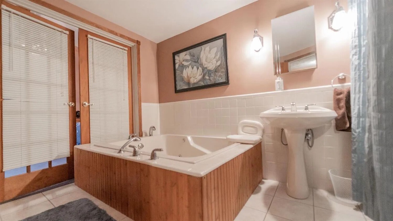 Photo of Bathroom in Michigan City