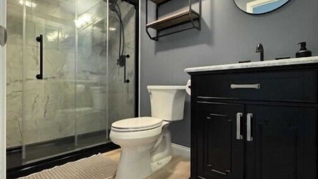 Photo of Bathroom in Sister Lakes