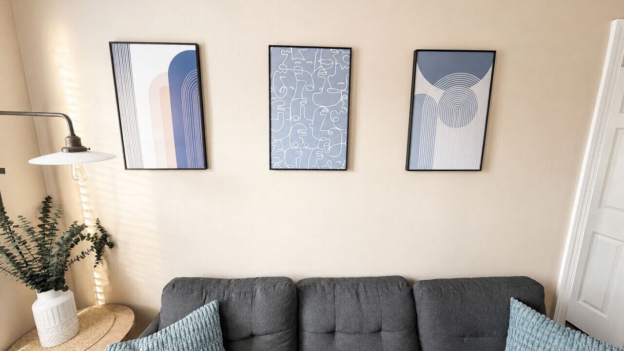 Photo of Livingroom in Michigan City