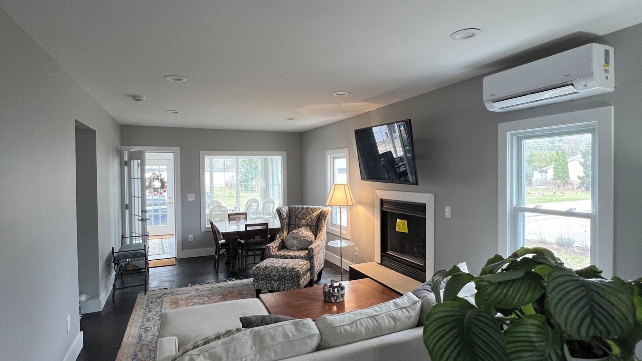 Photo of Livingroom in Spring Lake