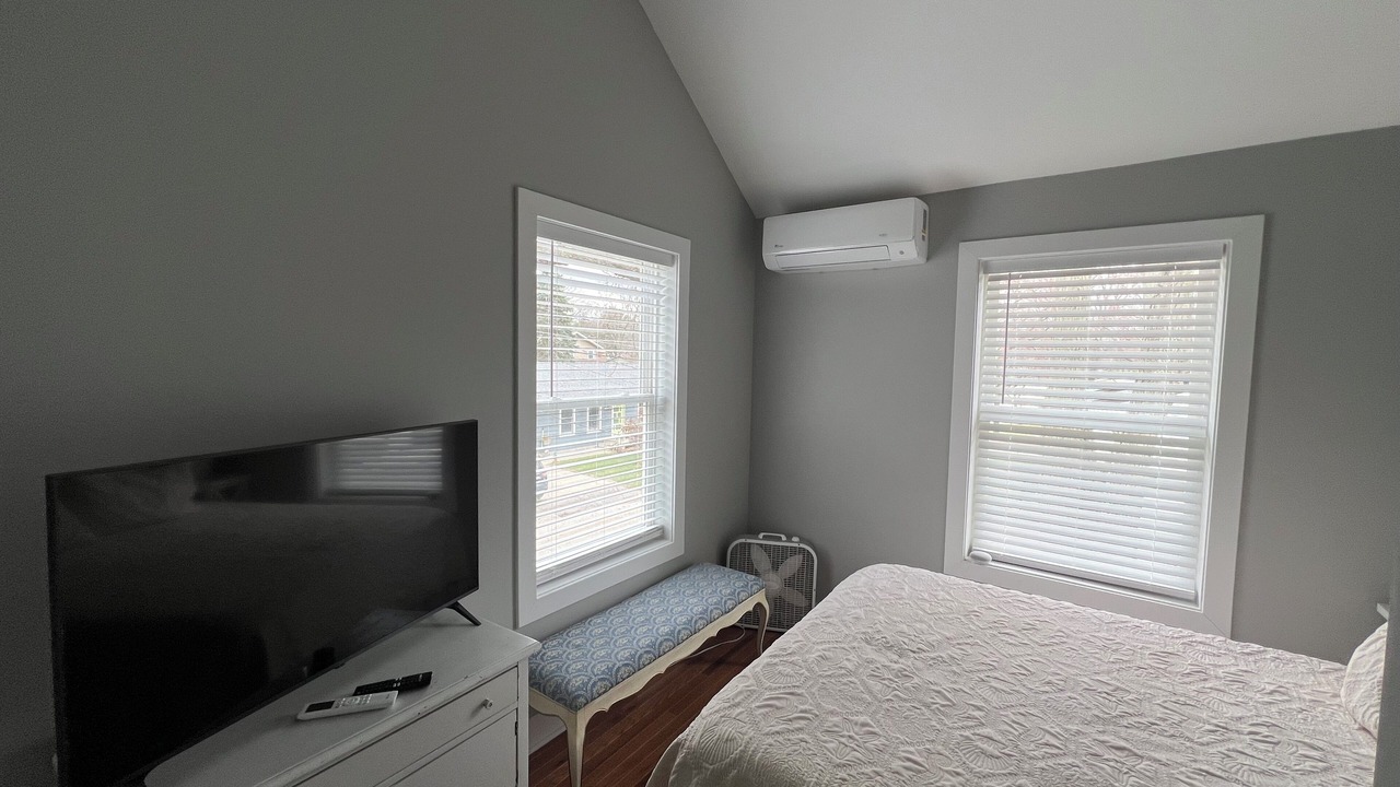 Photo of Bedroom in Spring Lake