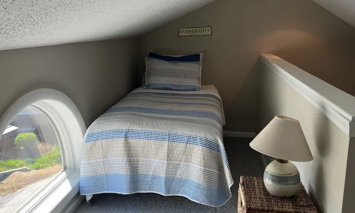 Photo of Bedroom in Spring Lake