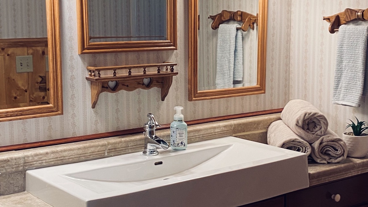 Photo of Bathroom in Shipshewana