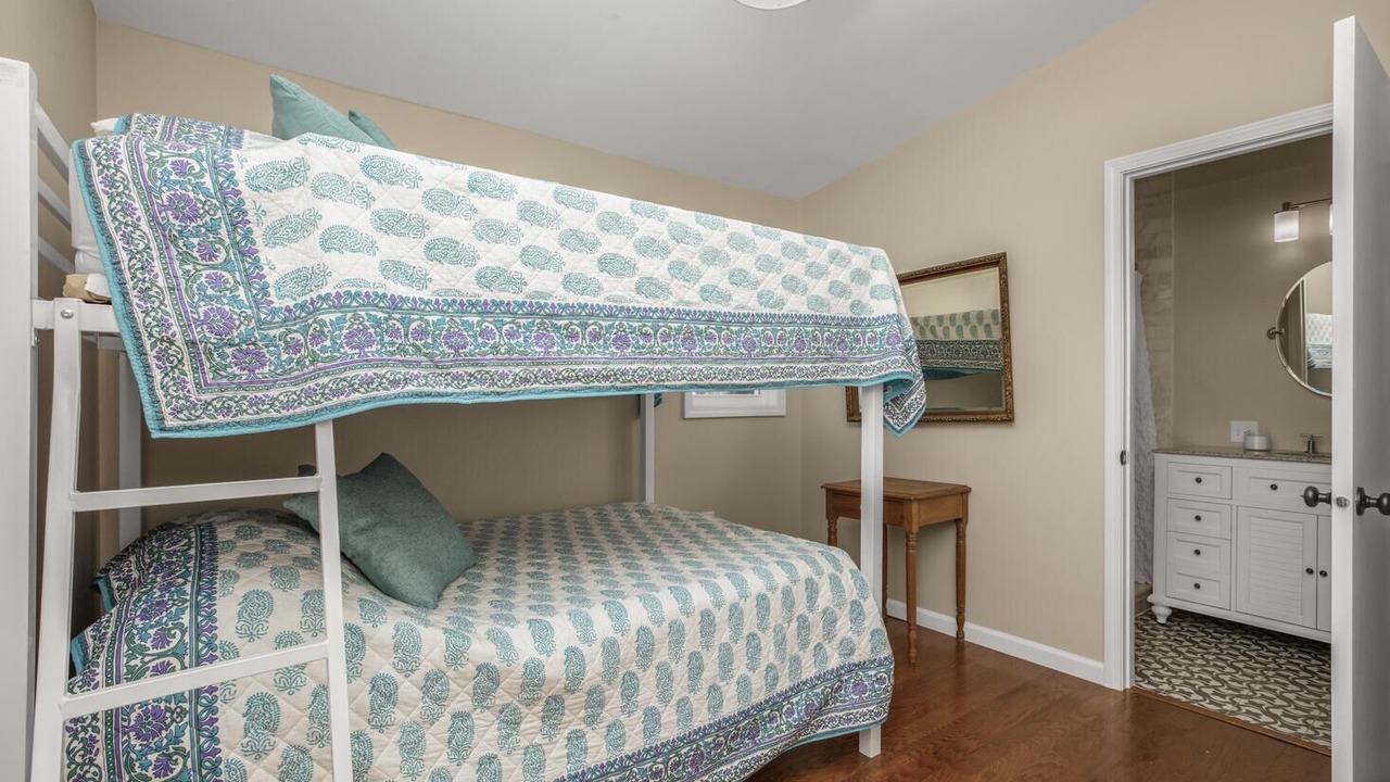 Photo of Bedroom in Union