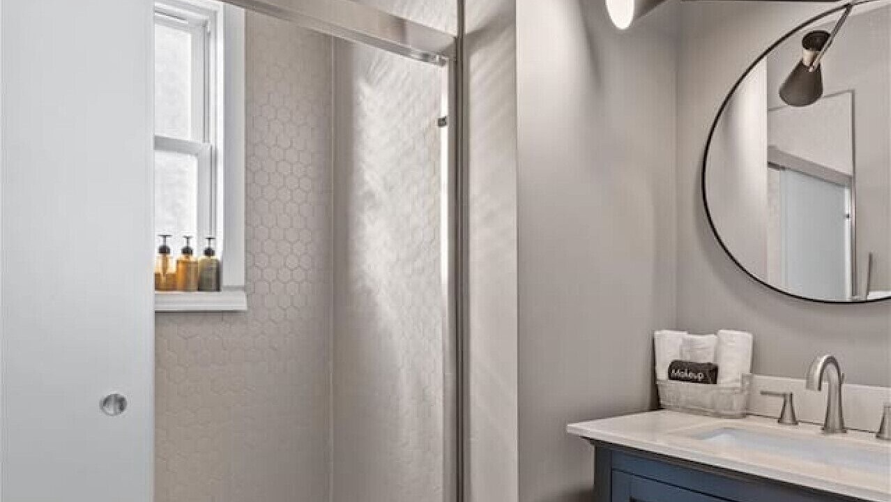 Photo of Bathroom in Meridian-Kessler