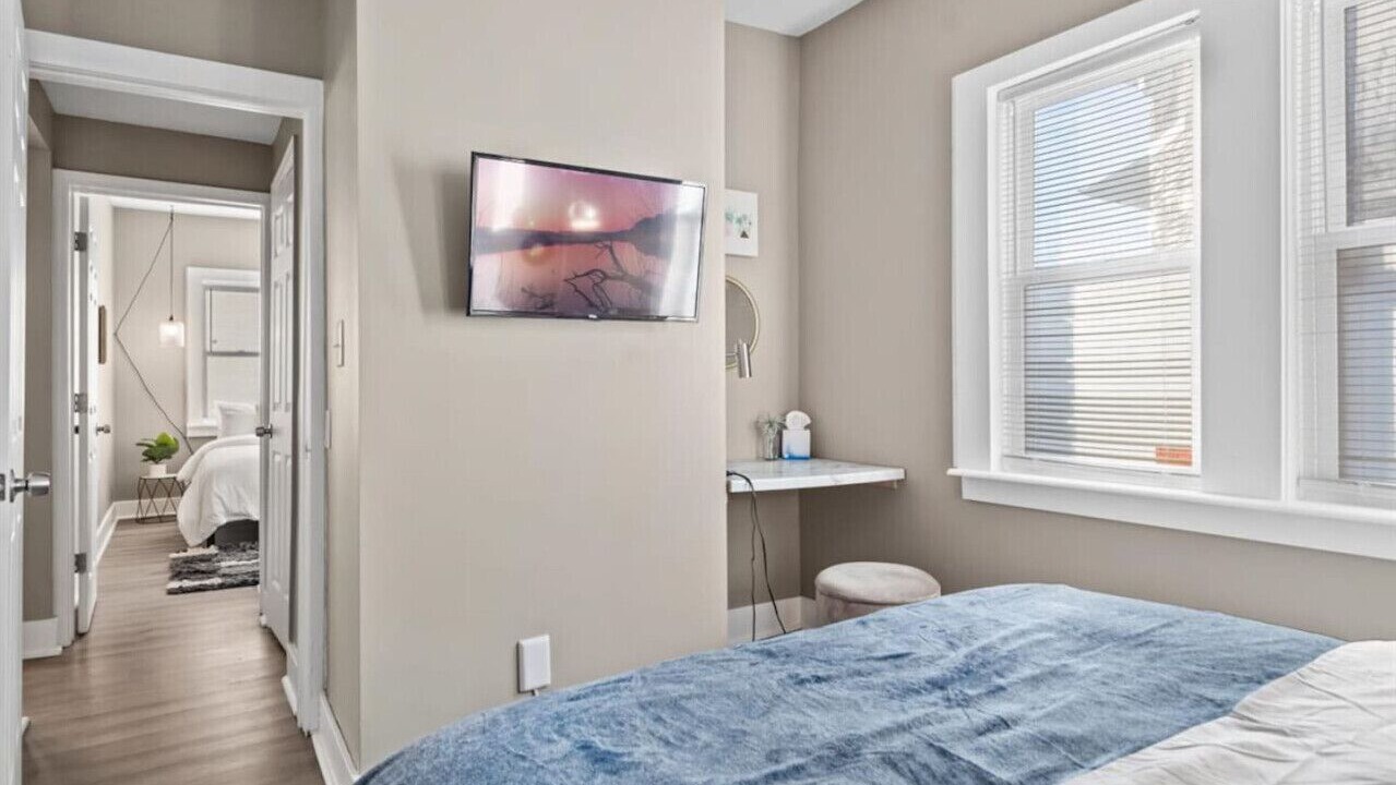 Photo of Bedroom in Meridian-Kessler