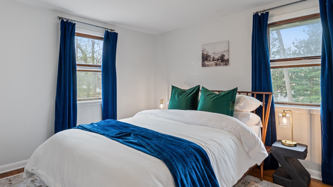 Photo of Bedroom in Mishawaka