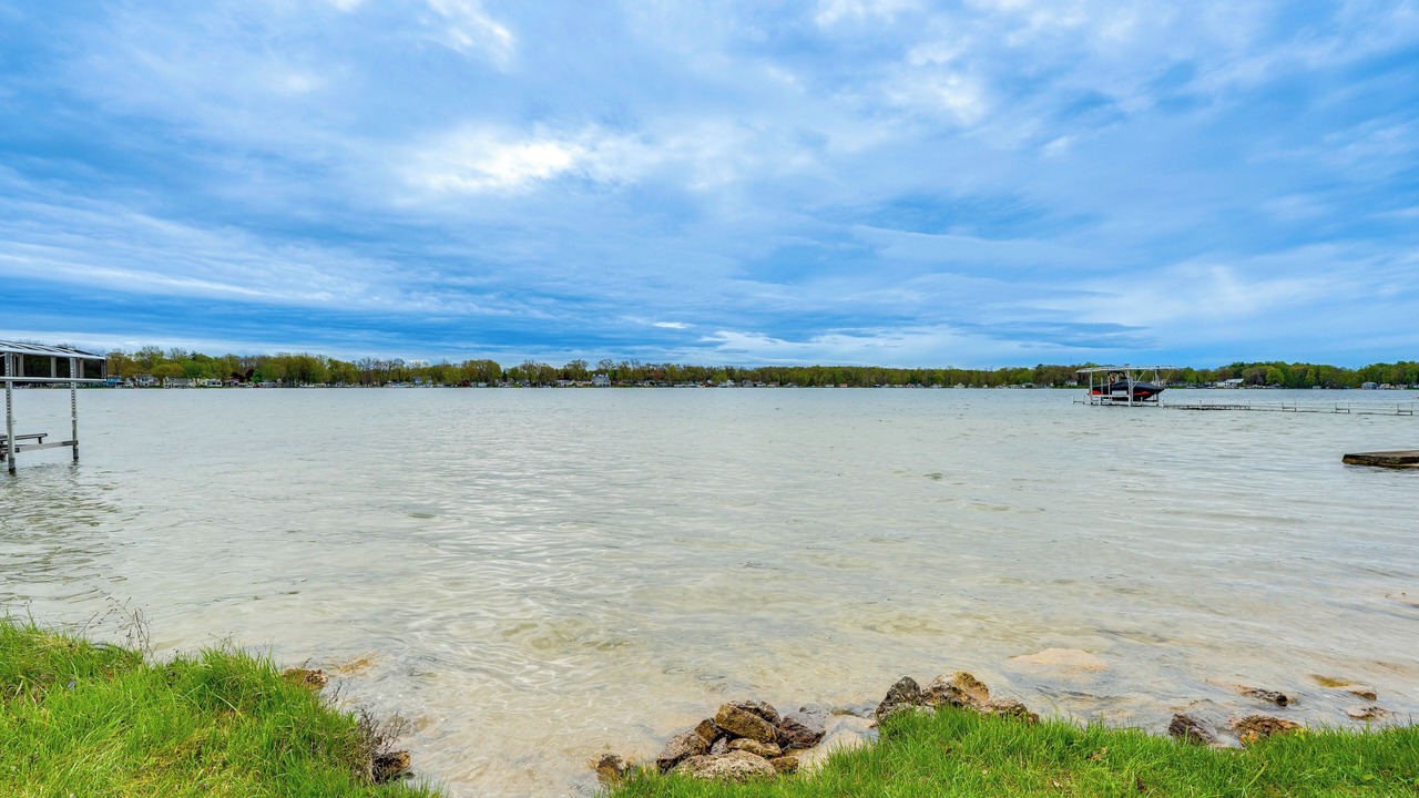 Photo of Outdoor in Sister Lakes