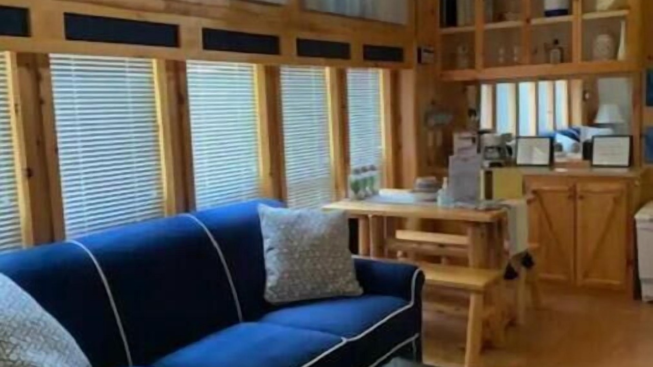 Photo of Livingroom in Three Oaks