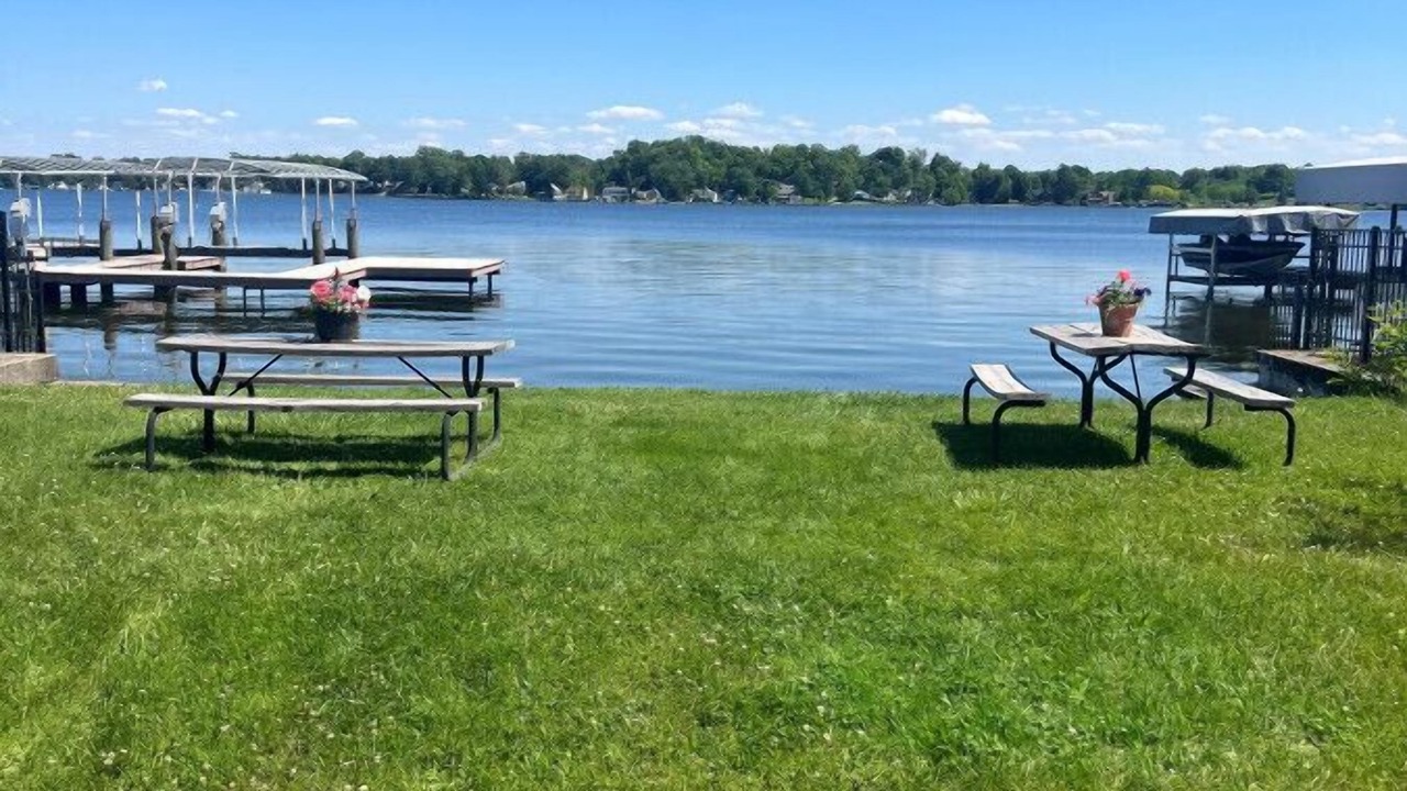 Photo of Outdoor in Paw Paw Lake