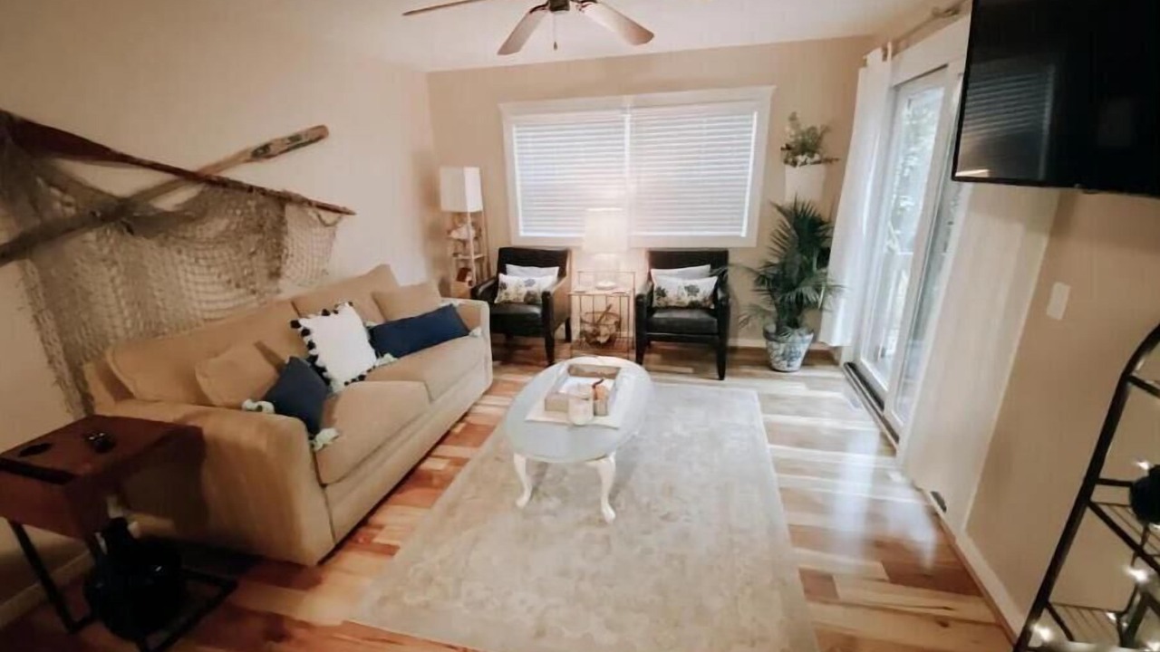 Photo of Livingroom in Spring Lake