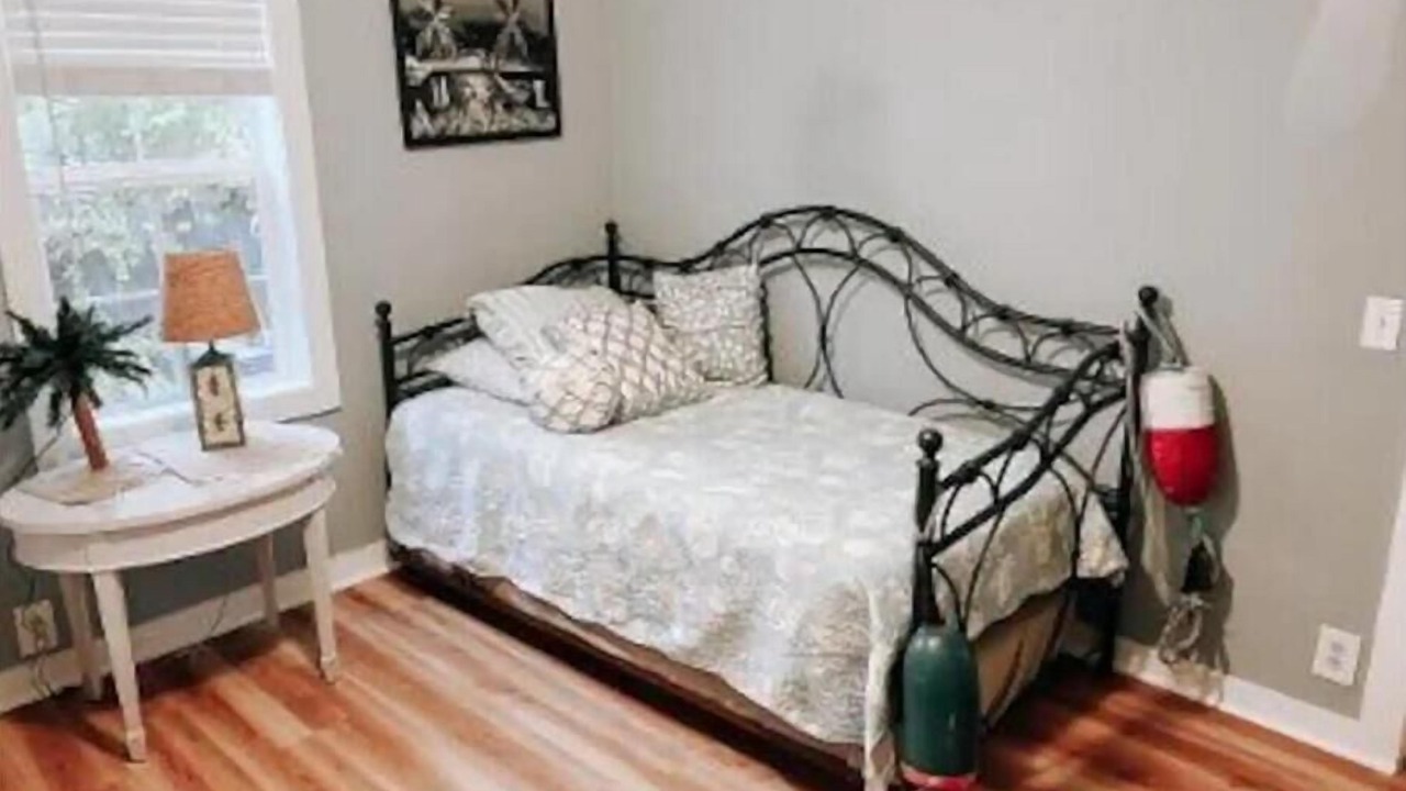 Photo of Bedroom in Spring Lake