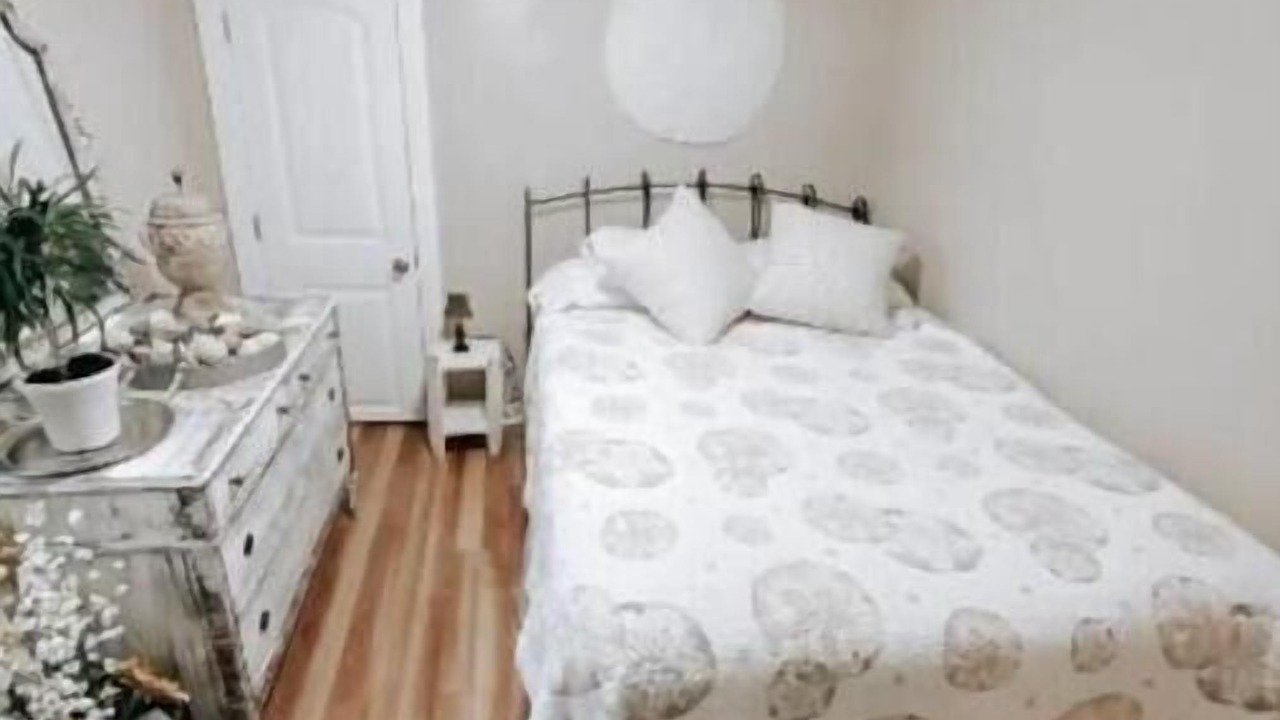 Photo of Bedroom in Spring Lake
