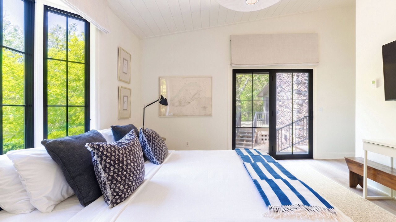Photo of Bedroom in Douglas