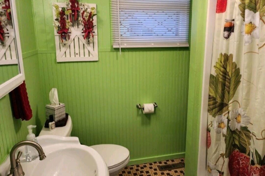 Photo of Bathroom in Lakeland