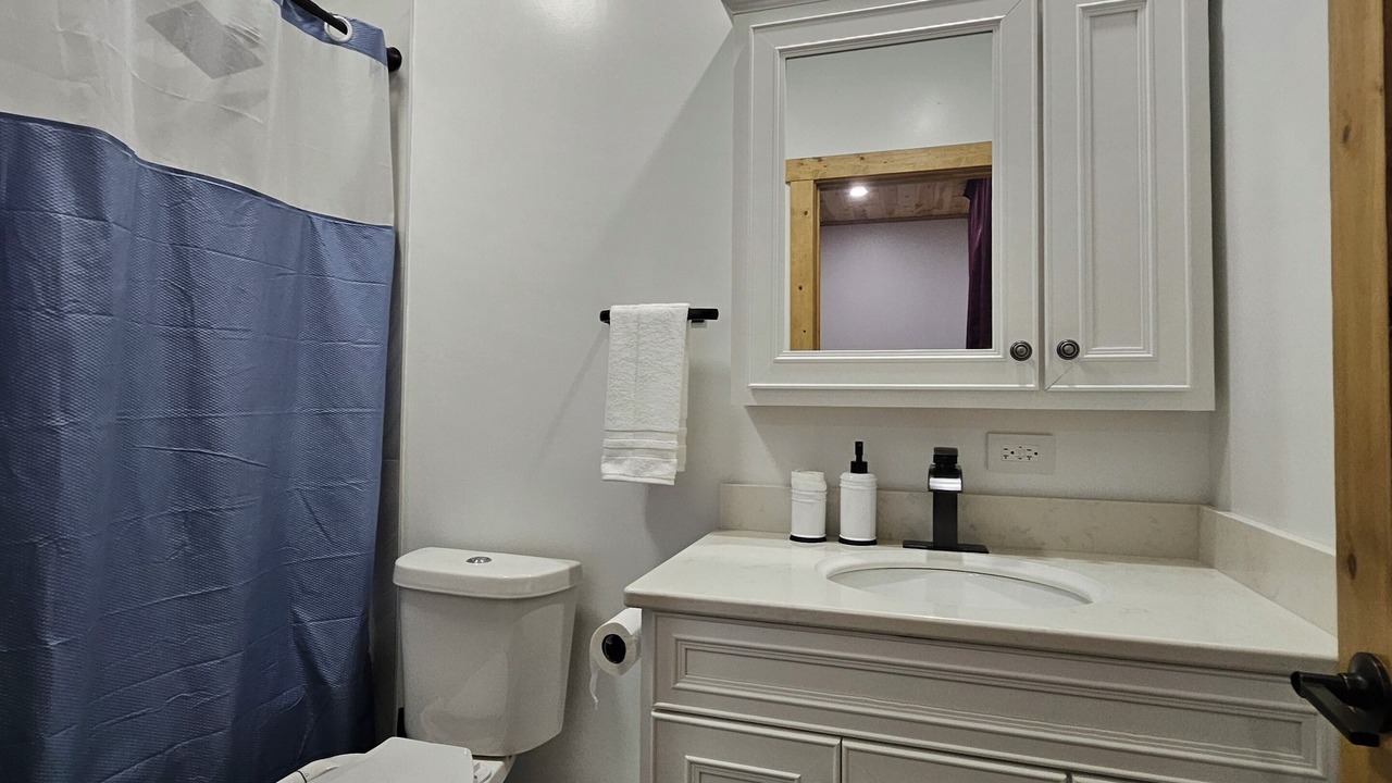 Photo of Bathroom in Gobles