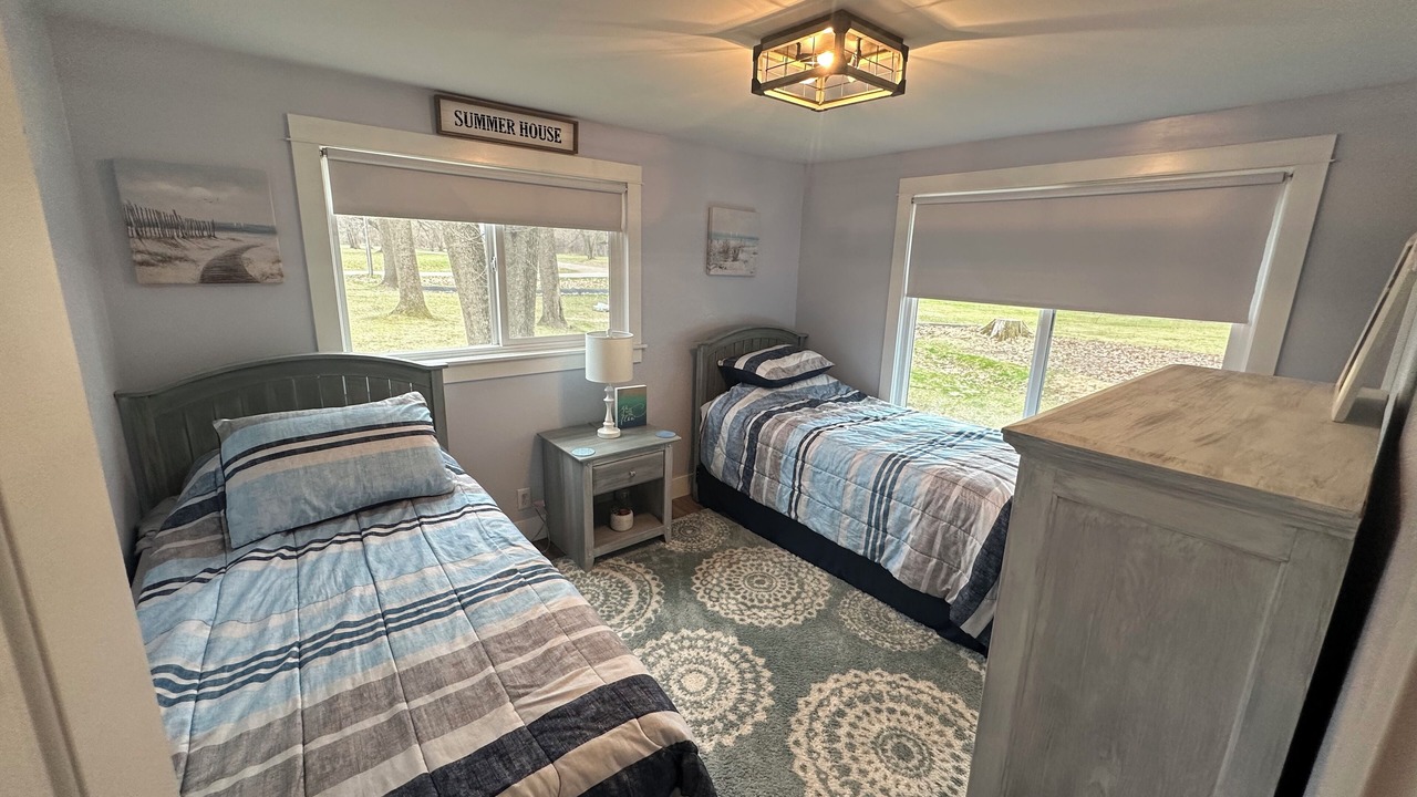 Photo of Bedroom in Sister Lakes