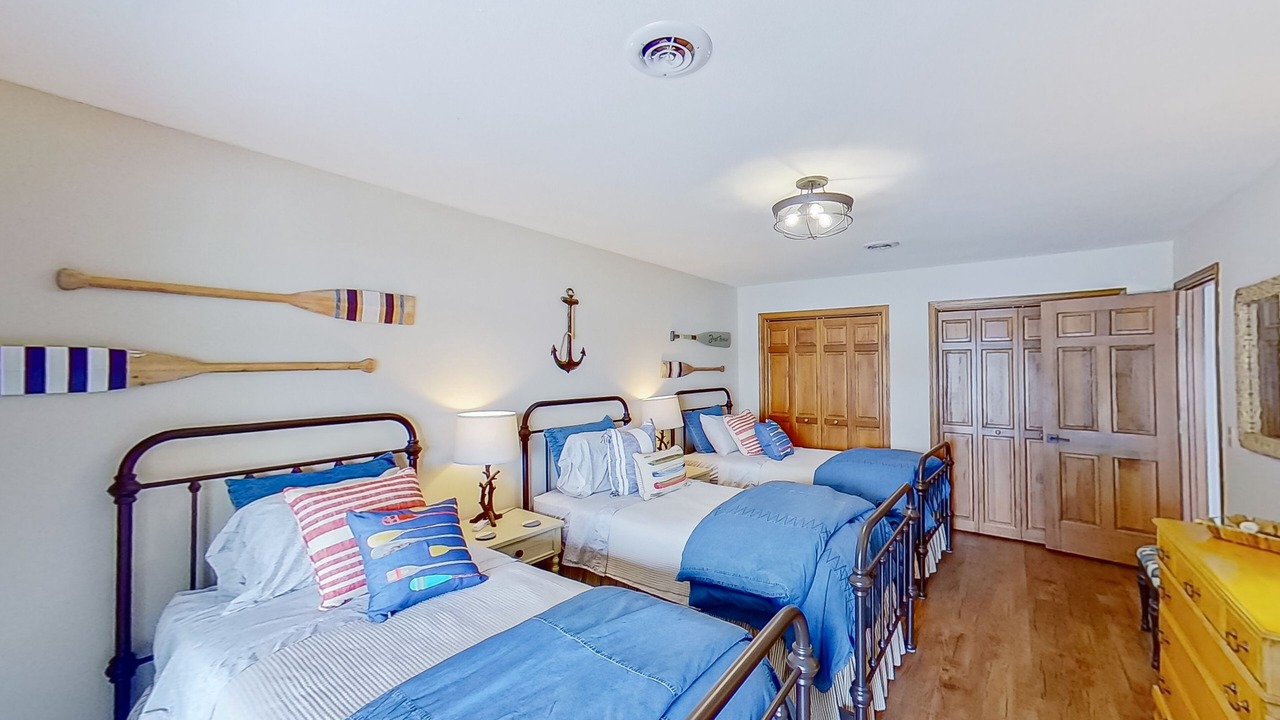 Photo of Bedroom in Paw Paw