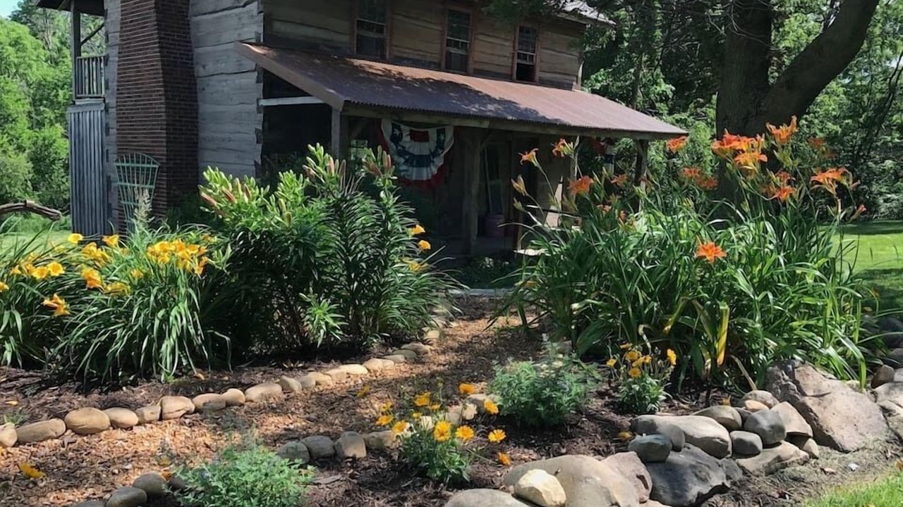 Photo of Outdoor in Flora